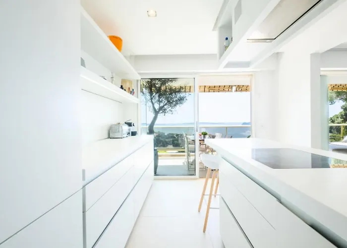 3p, Terrasse Amenagee, Piscine, Vue Sur Les Iles - 3p, Terrasse Amenagee, Piscine, Vue Sur Les Iles Mae-2193 Daire *