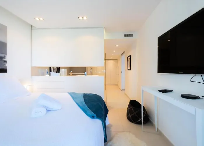 3p, Terrasse Amenagee, Piscine, Vue Sur Les Iles - 3p, Terrasse Amenagee, Piscine, Vue Sur Les Iles Mae-2193